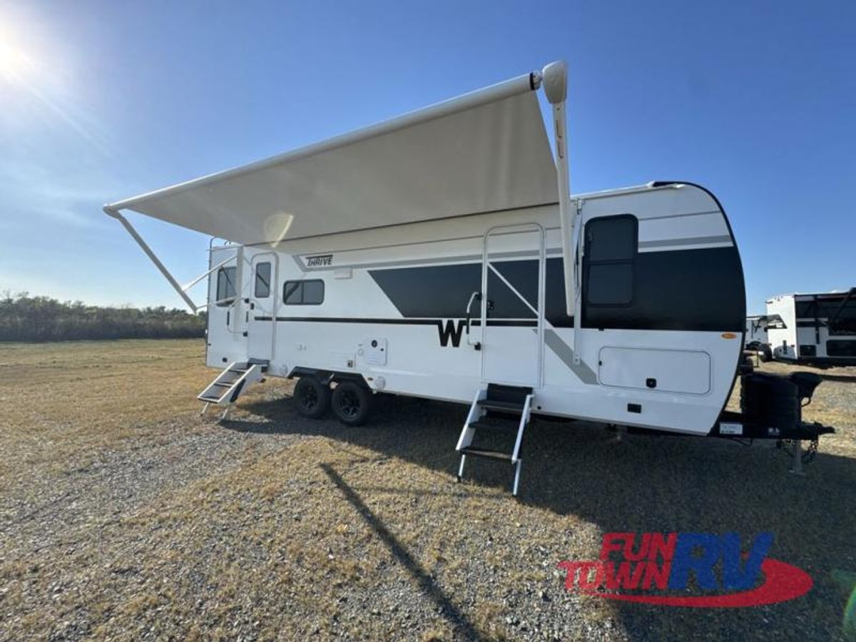 2026 Winnebago Thrive