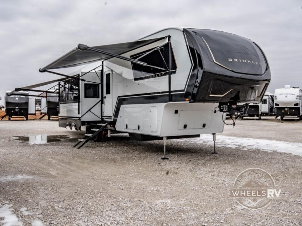 2026 Brinkley Model Z