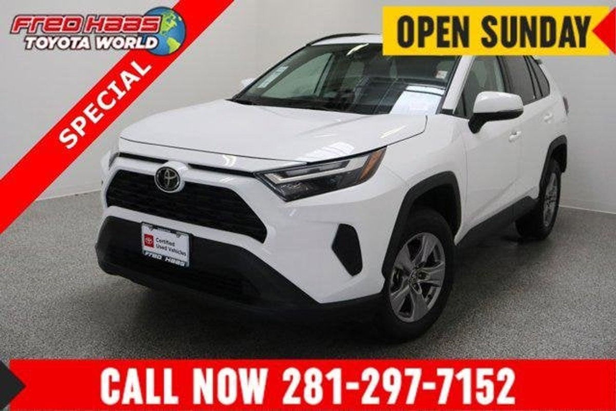 2025 Toyota RAV4 FWD