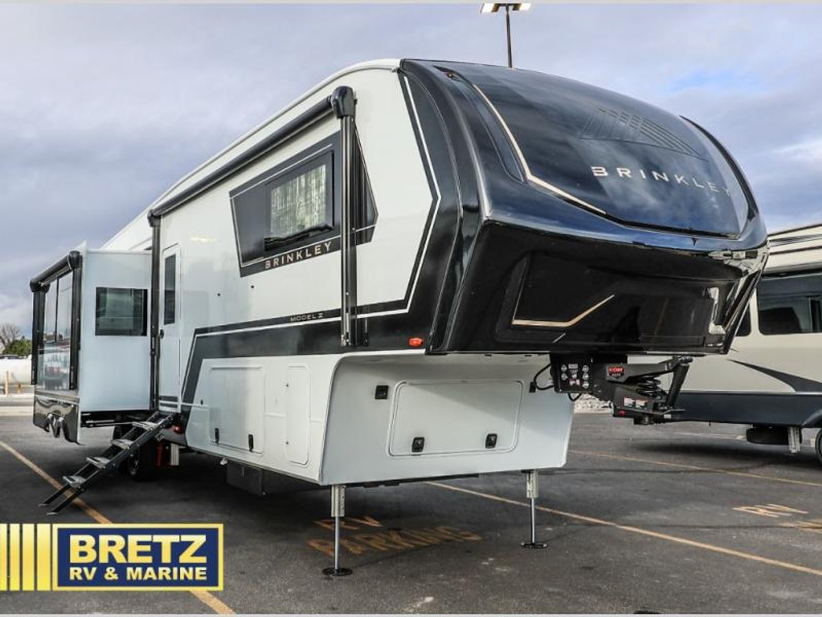 2026 Brinkley Model Z