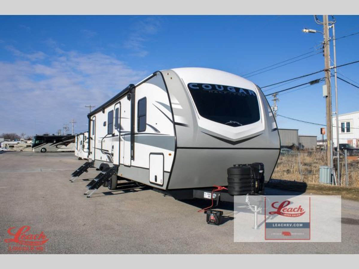2025 Cougar Half-Ton 28BHS