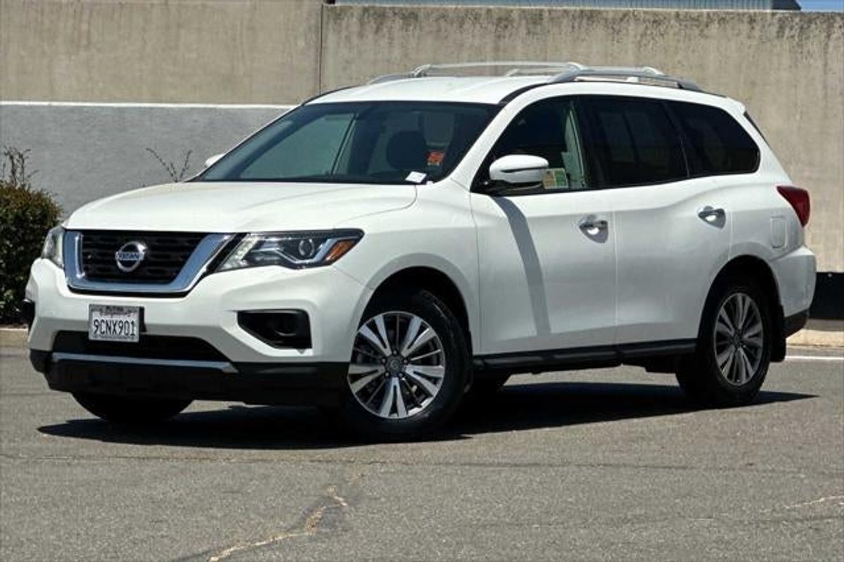 2020 Nissan Pathfinder
