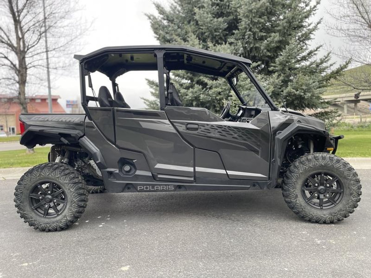 2025 Polaris GENERAL XP 4 1000 ULTIMATE - GRANITE GRAY Ultimate