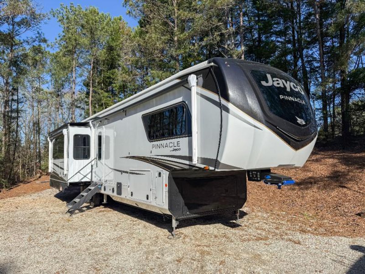 2026 Jayco Pinnacle
