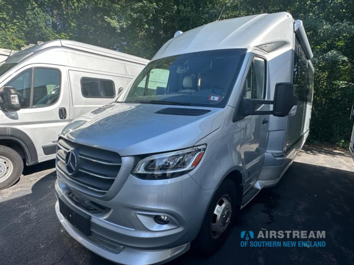 2023 Airstream Atlas