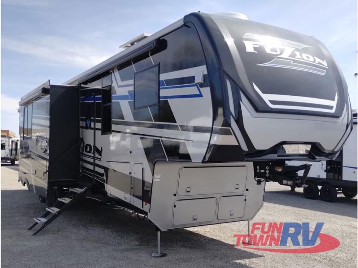 2025 Keystone RV Fuzion