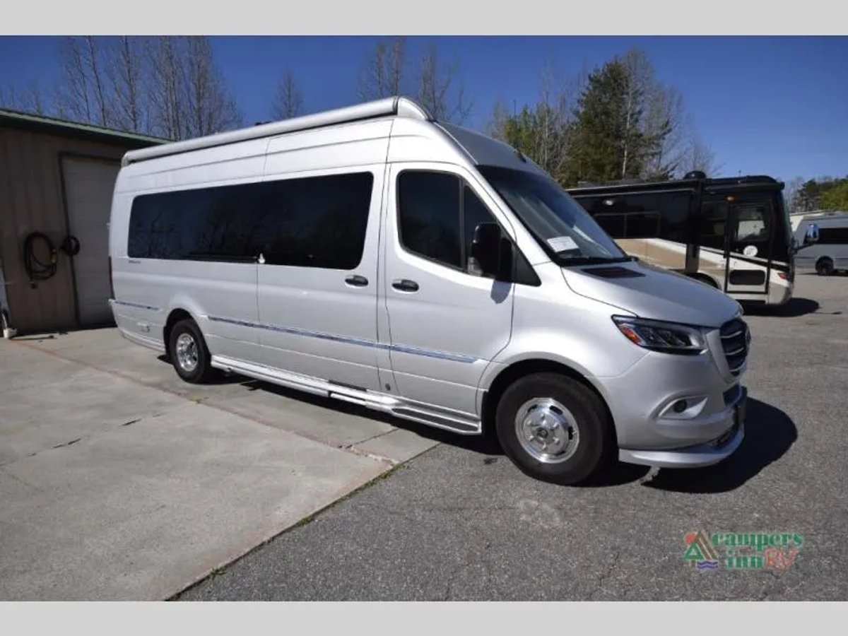 2022 Airstream Interstate