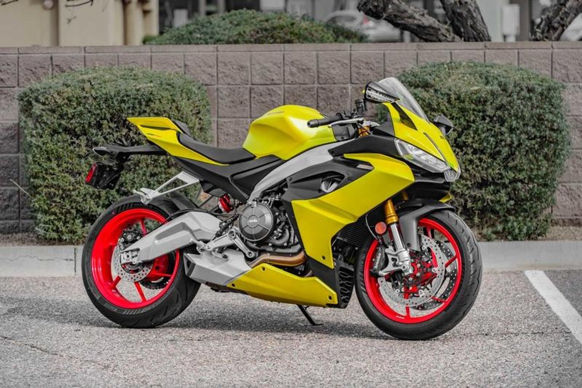 2024 Aprilia RS 660 Acid Gold