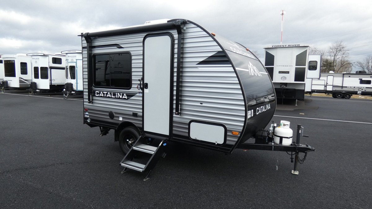 2025 Coachmen Catalina Summit Series 7