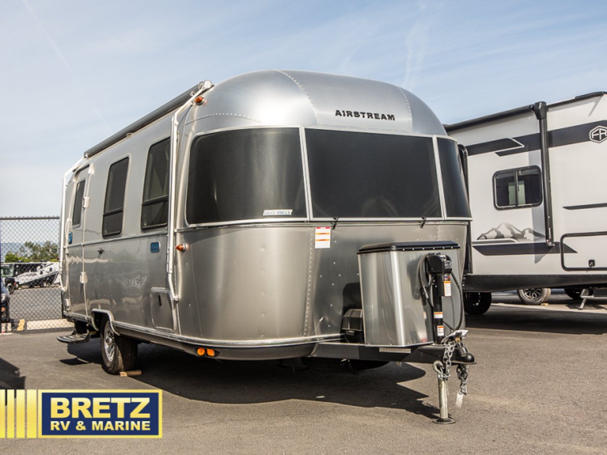 2025 Airstream Bambi