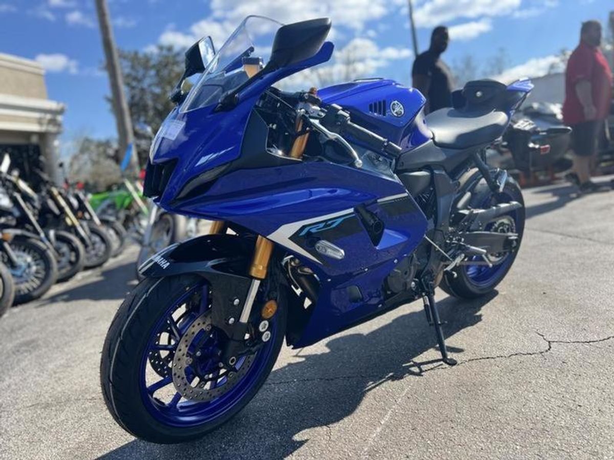 2025 Yamaha YZF-R7