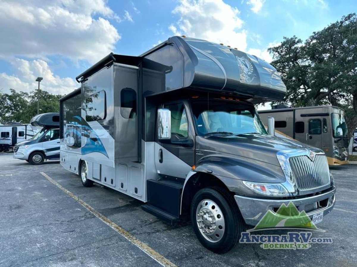 2021 NeXus RV Wraith
