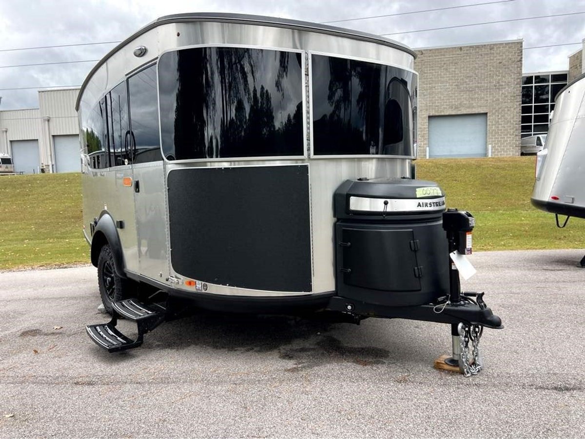 2026 Airstream BASE CAMP