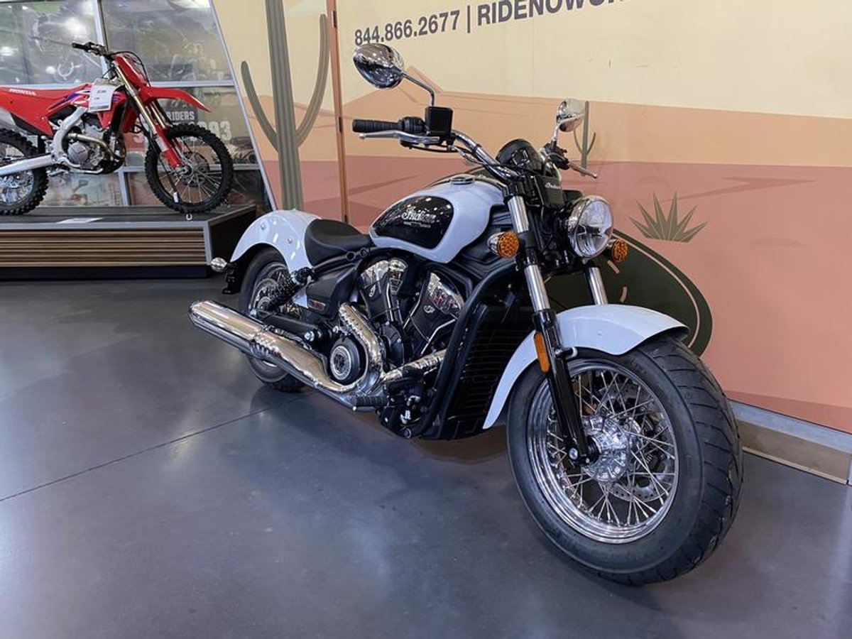 2025 Indian Motorcycle Scout Classic Limited +Tech Ghost White Metallic