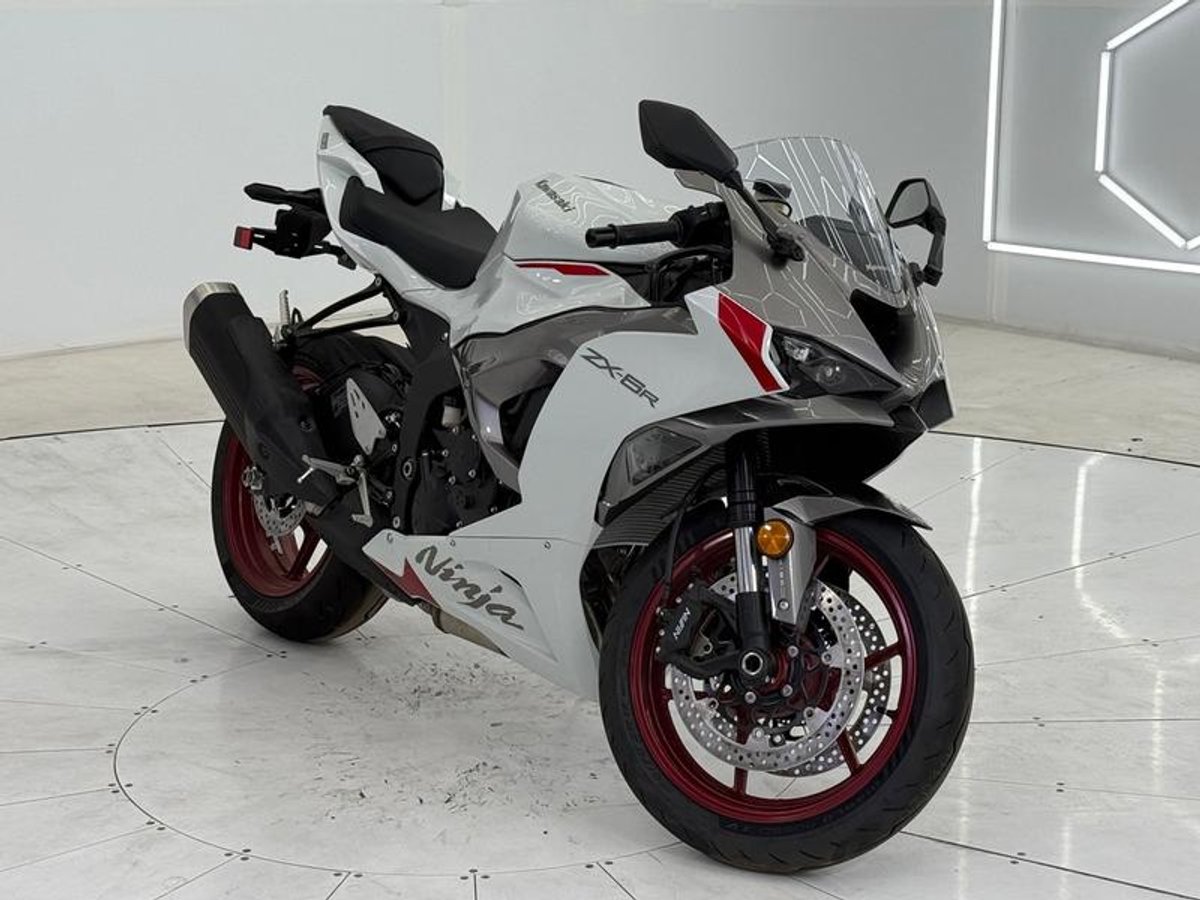 2025 Kawasaki Ninja ZX-6R