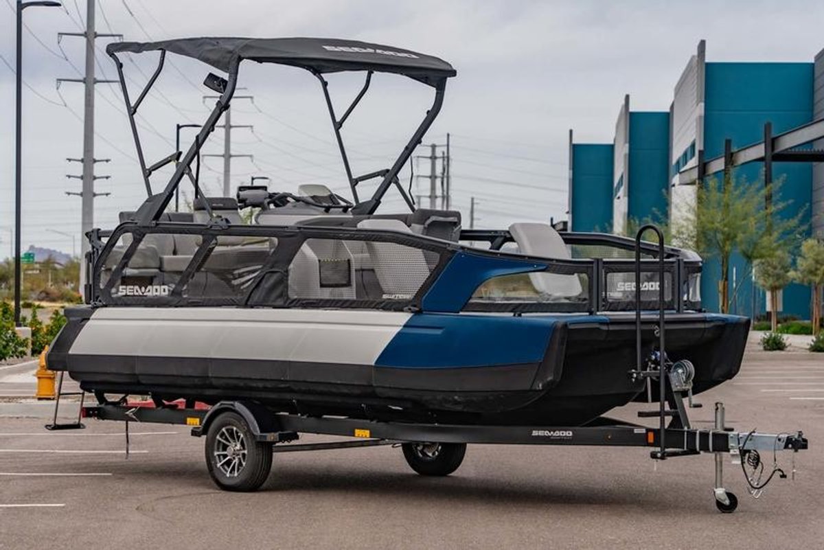 2025 Sea-Doo Switch Sport 21 - 230 hp Galvanized