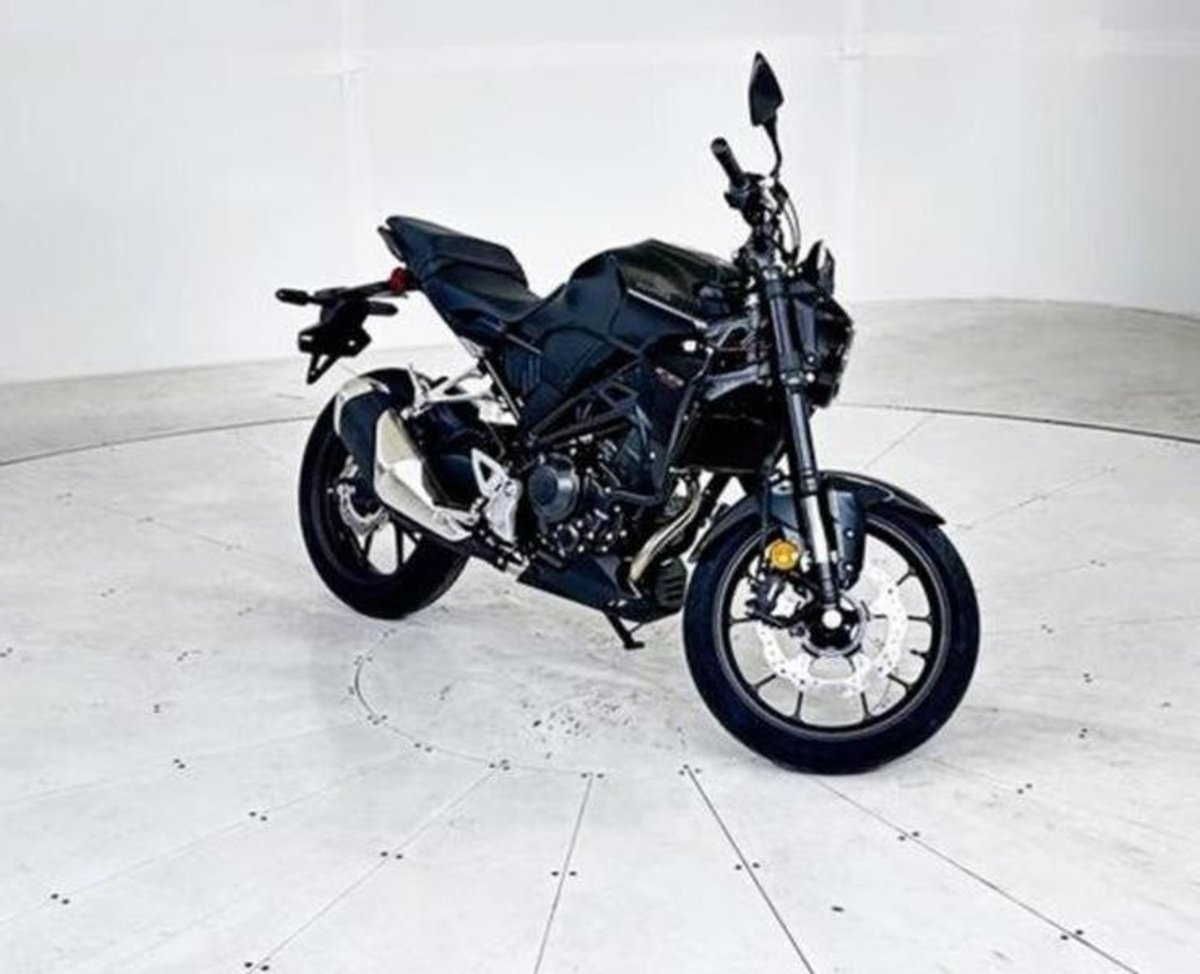 2025 Honda CB300R