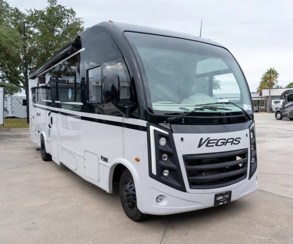 2026 Thor Motor Coach VEGAS