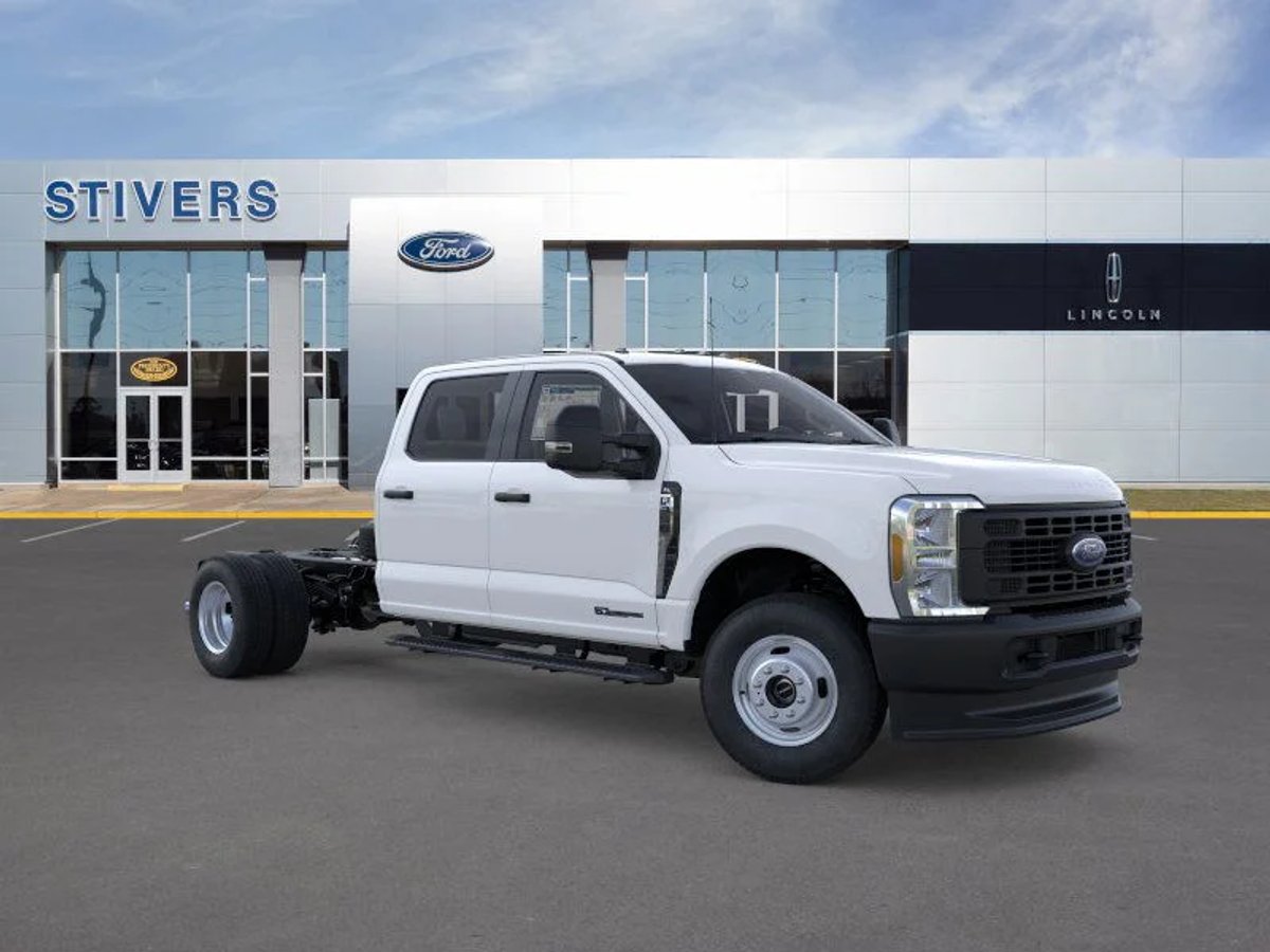 2026 Ford Chassis Cab