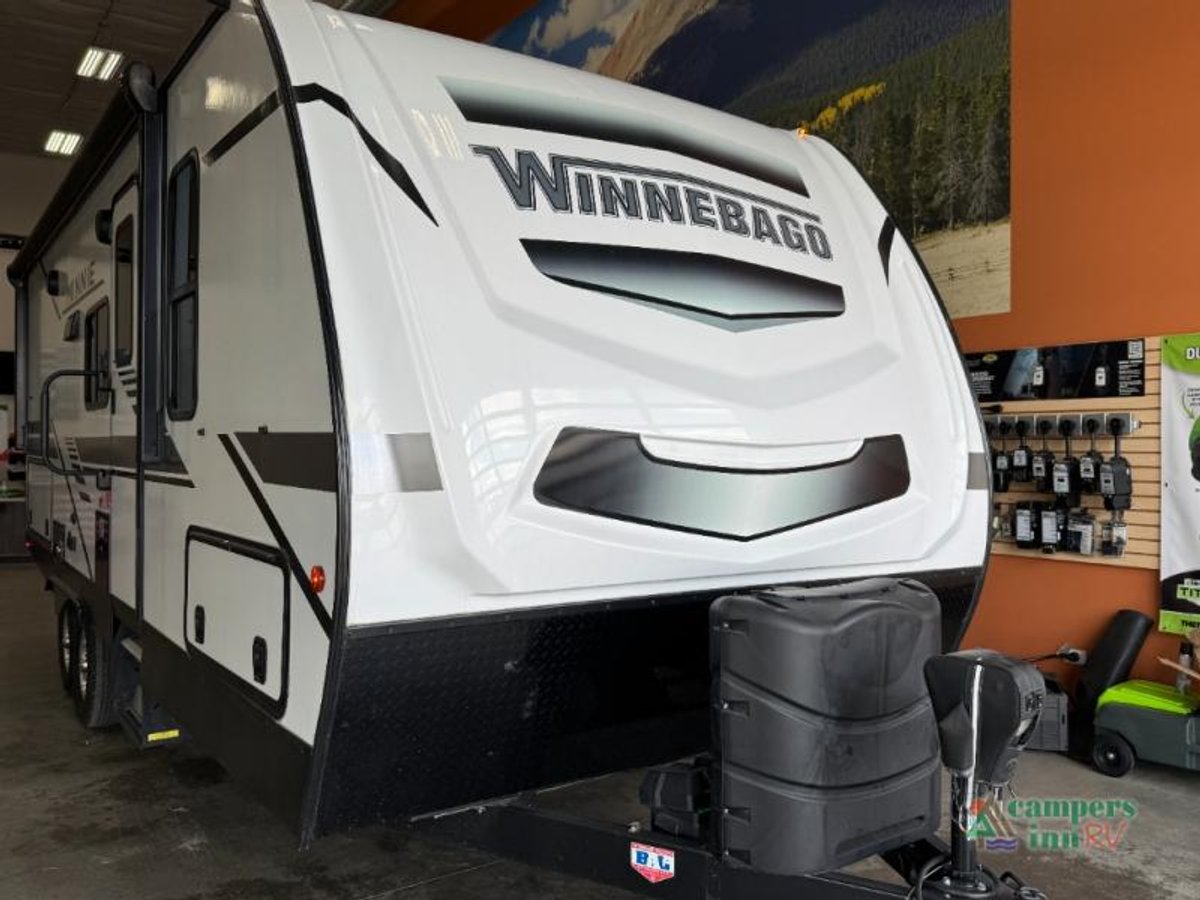 2022 Winnebago Minnie