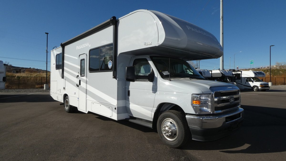 2026 Thor Motor Coach Pasadena SE