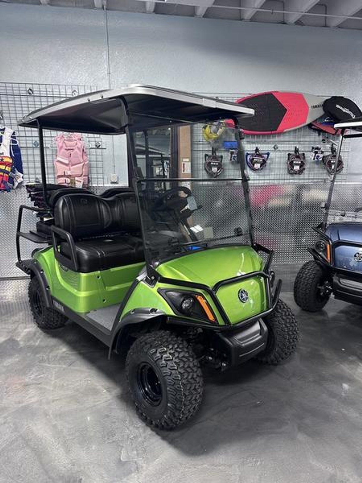 2024 Yamaha Golf Car Drive2 Adventurer Sport 2+2 Quietech EFI