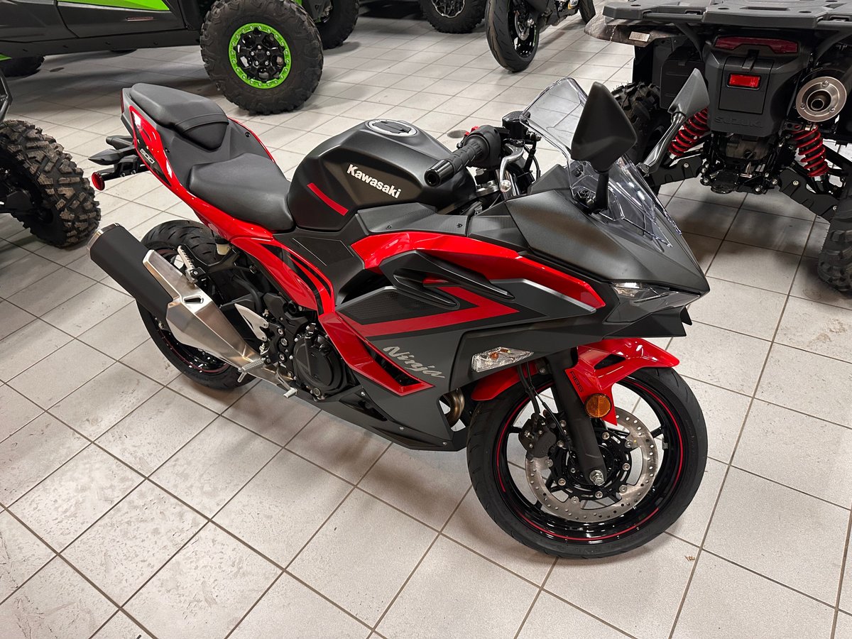 2025 Kawasaki Ninja 500 ABS