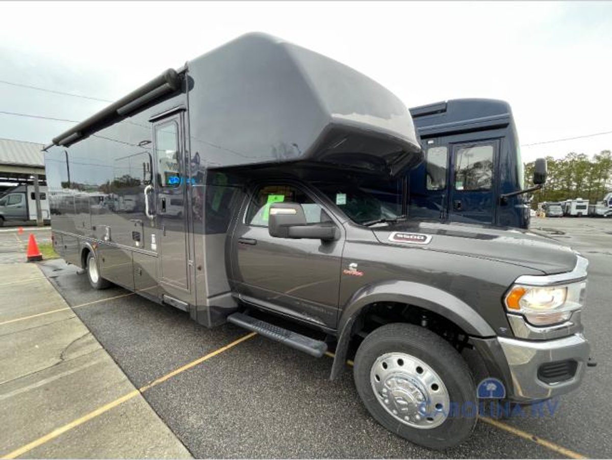 2025 Dynamax isata 5