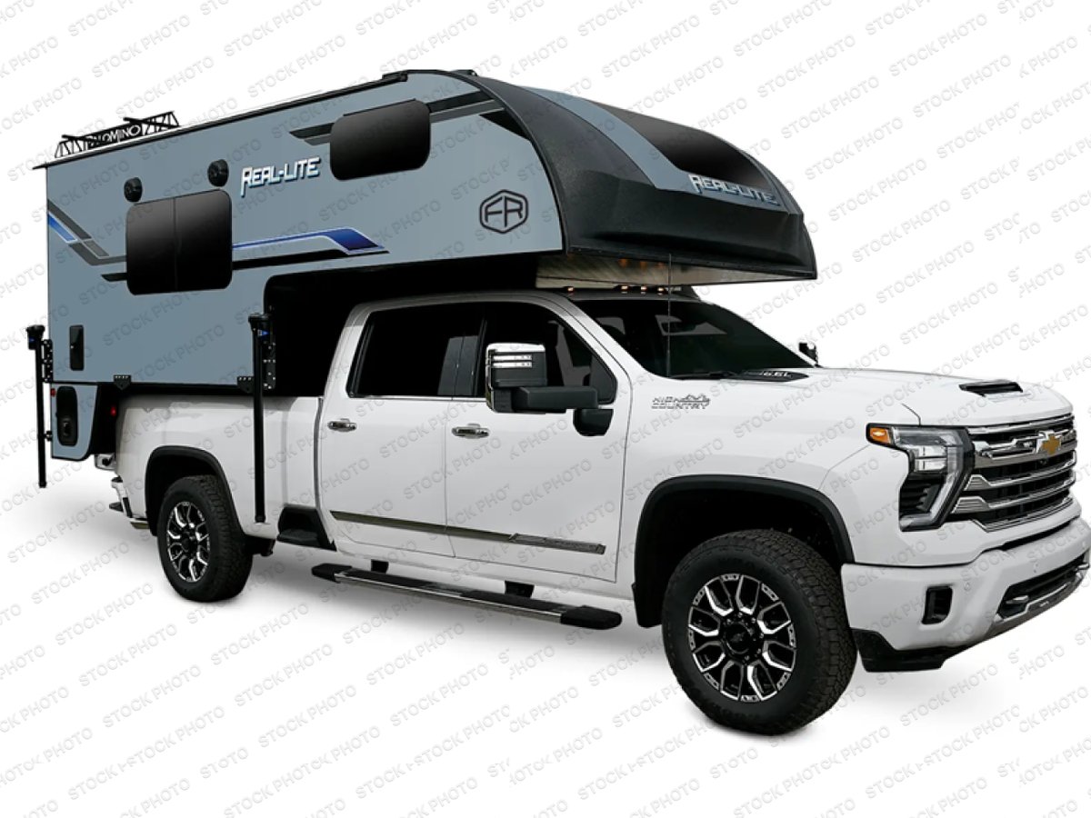 2026 Palomino Real-Lite