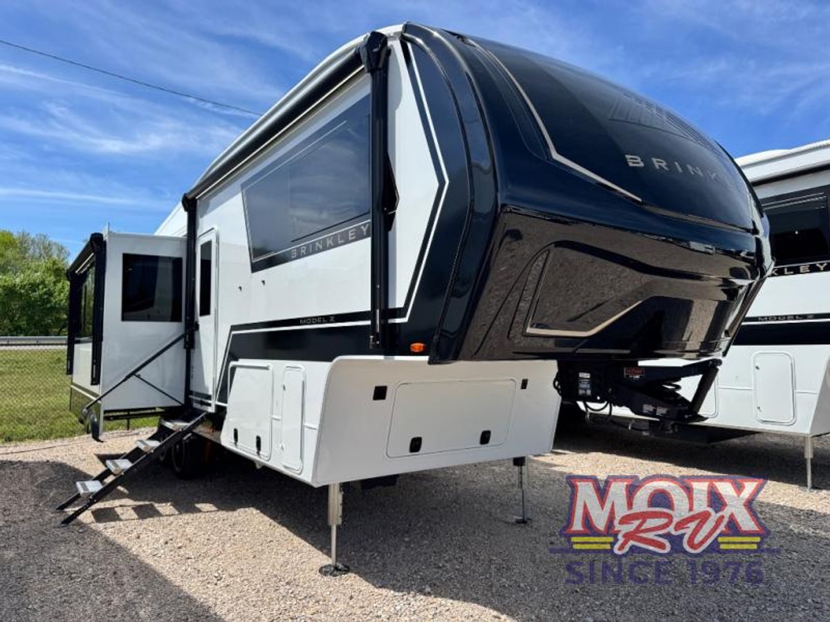 2026 Brinkley Model Z