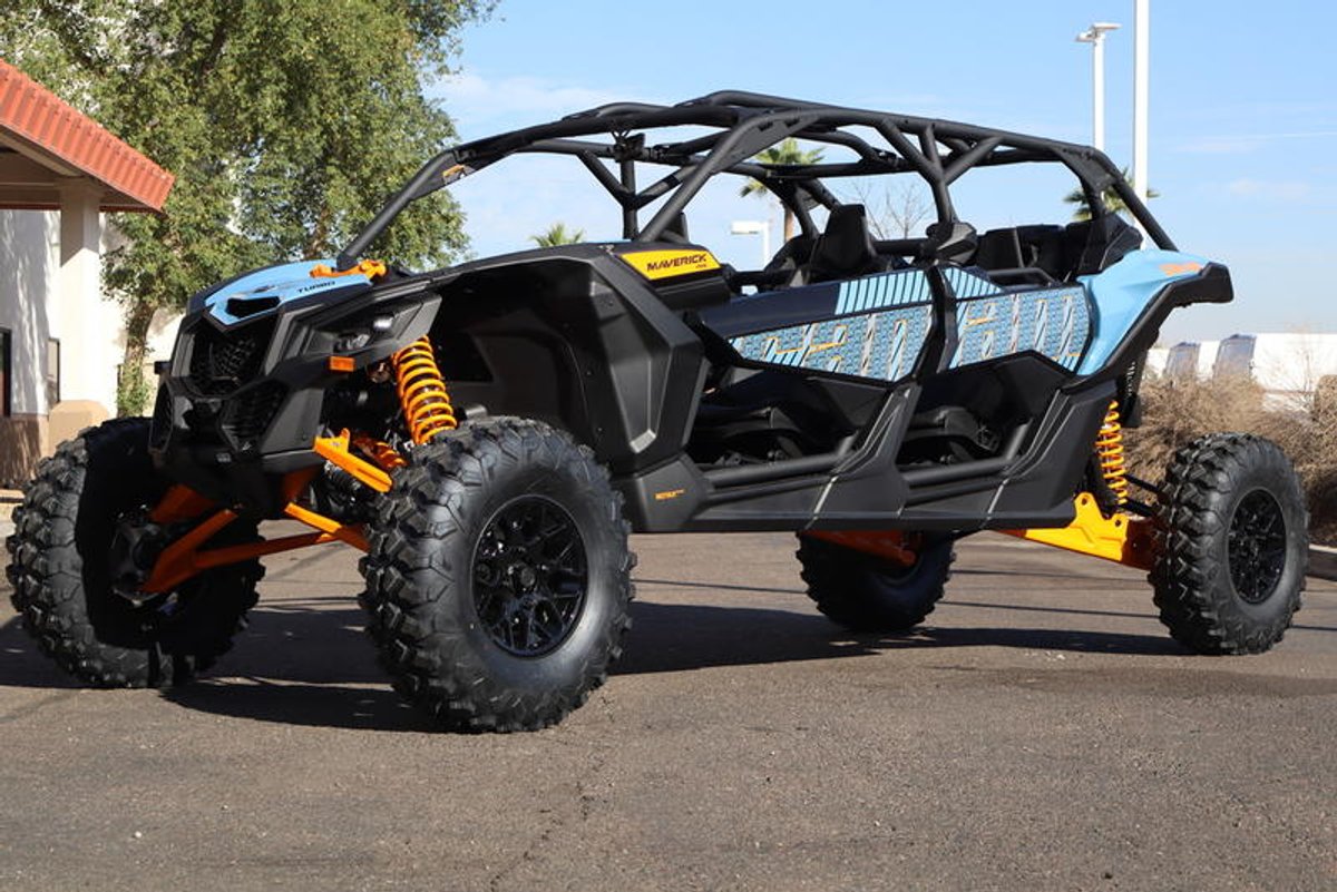 2026 Can-Am Maverick X3 MAX RS Turbo Scandi Blue & Orange Crush