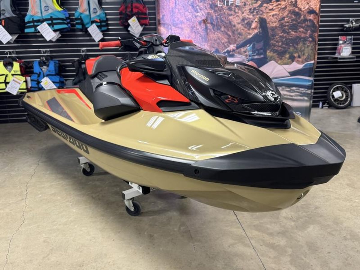 2025 Sea-Doo RXP-X 325 Tech, BRP Premium A, iBR Metallic Tan / Lava Red