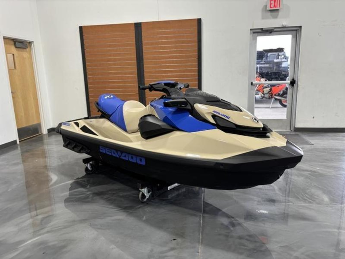 2025 Sea-Doo Wake 170 BRP Premium Audio, iDF, iBR