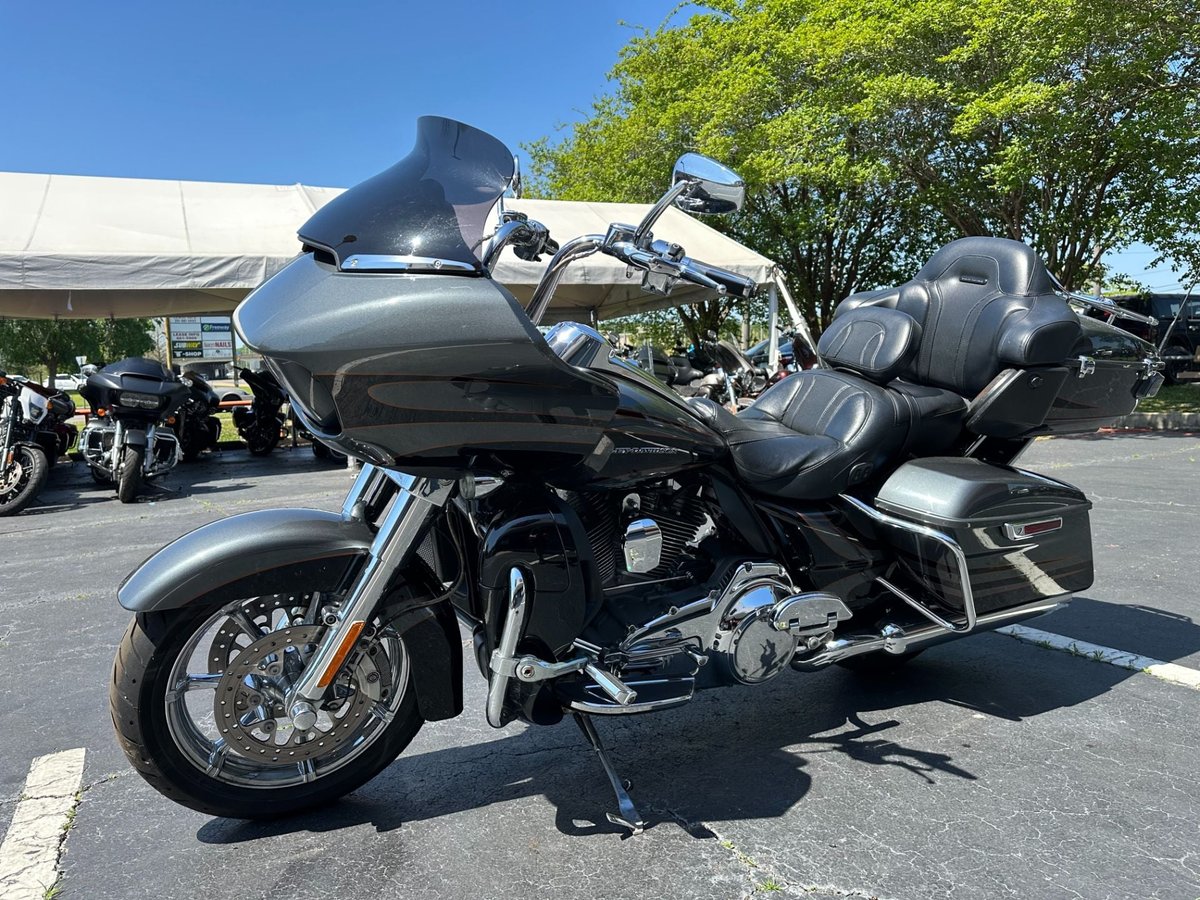 2016 Harley-Davidson CVO Road Glide Ultra