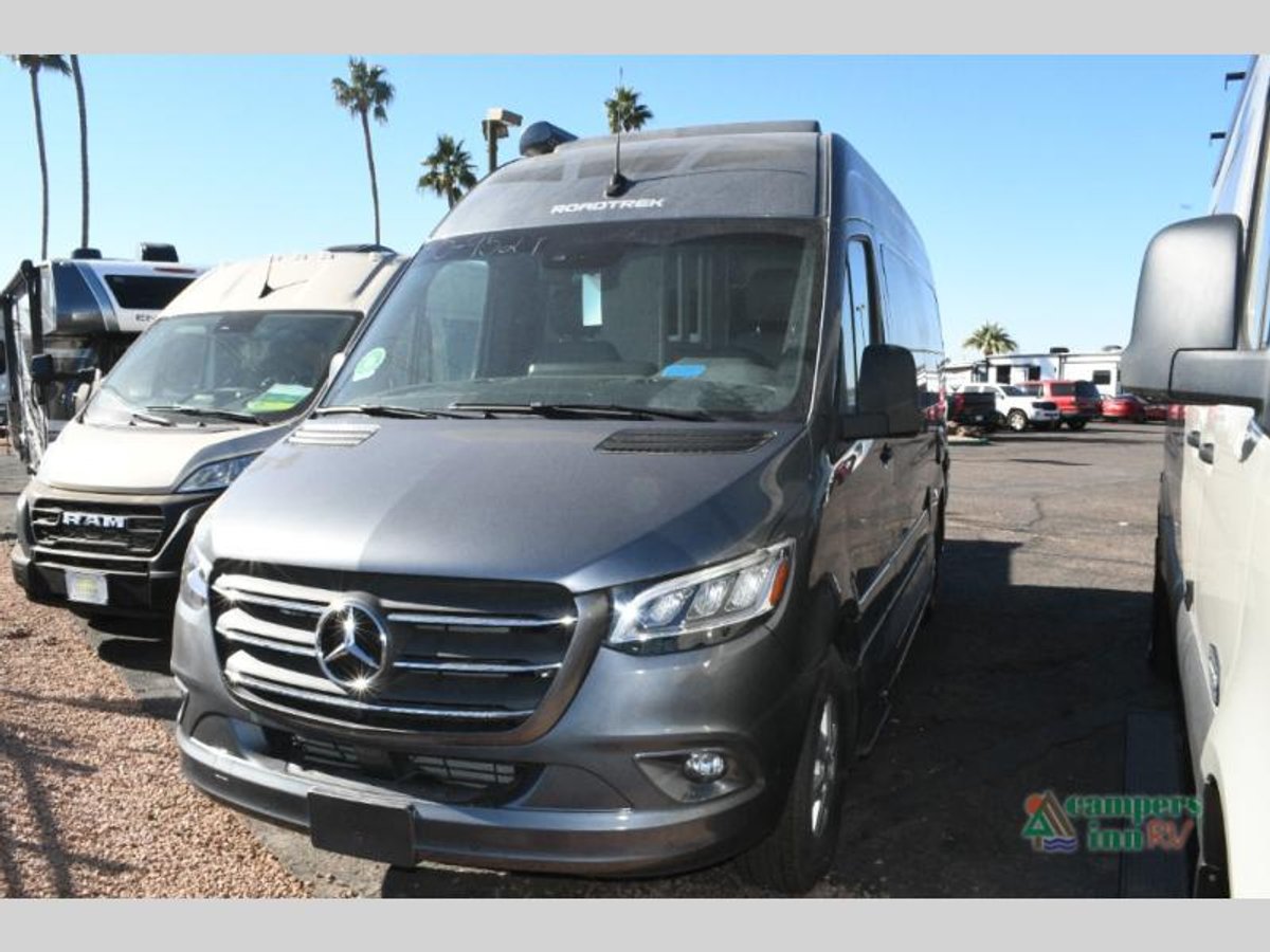 2025 Roadtrek Roadtrek