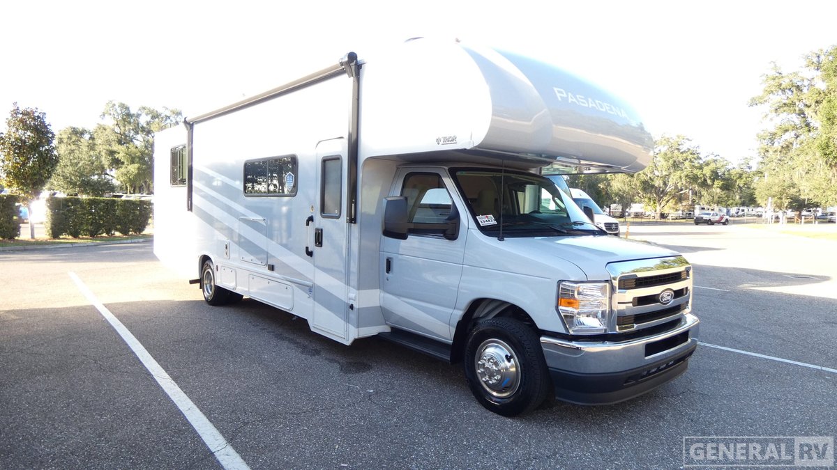 2026 Thor Motor Coach Pasadena SE