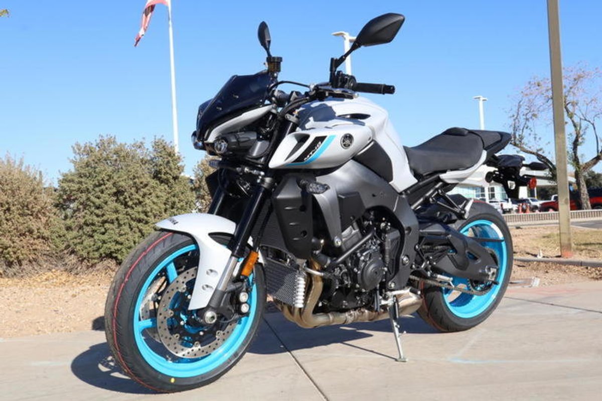 2025 Yamaha MT-10