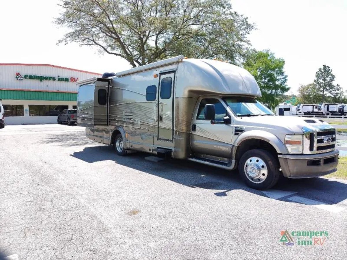 2008 Dynamax Isata 5