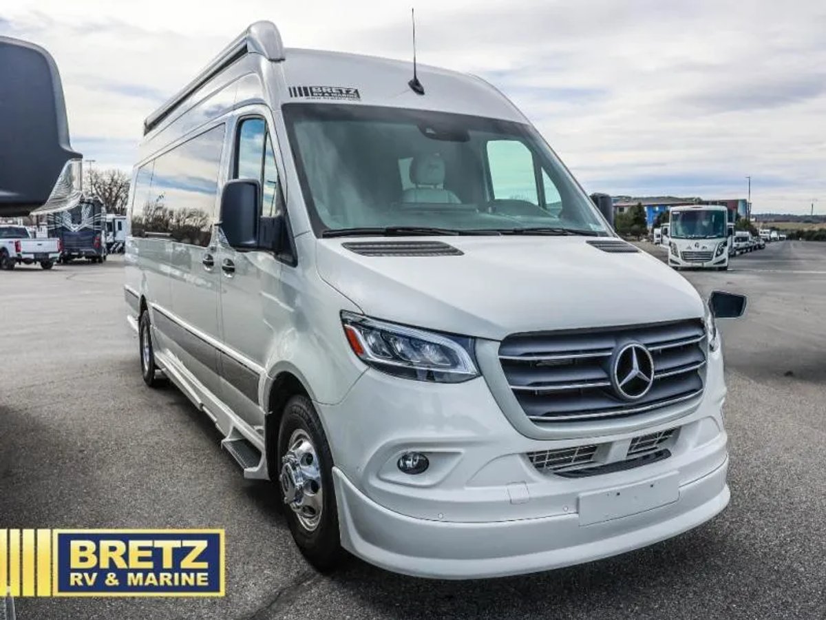 2025 Grech RV Strada-ion