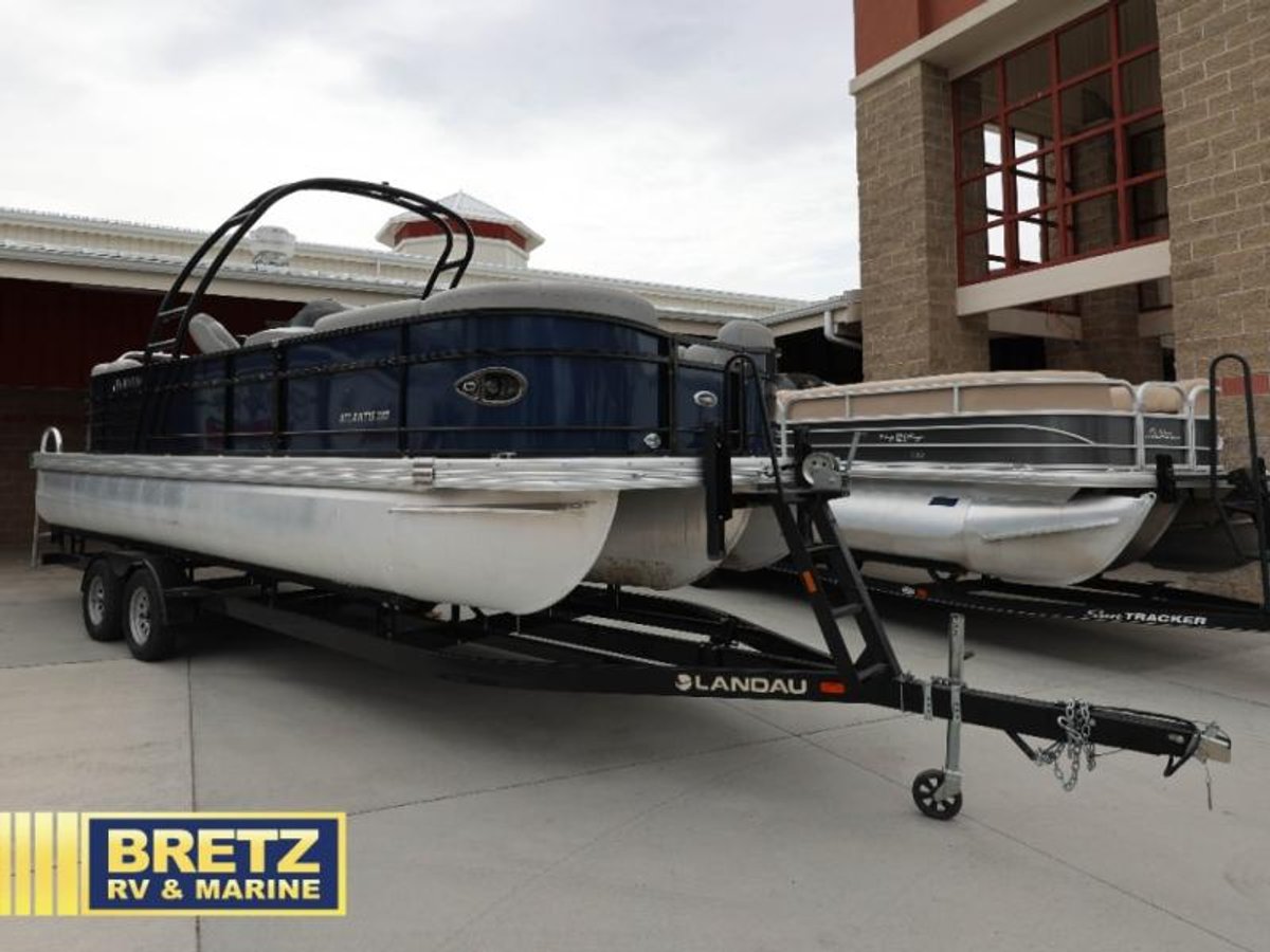 2022 Landau Boats Landua