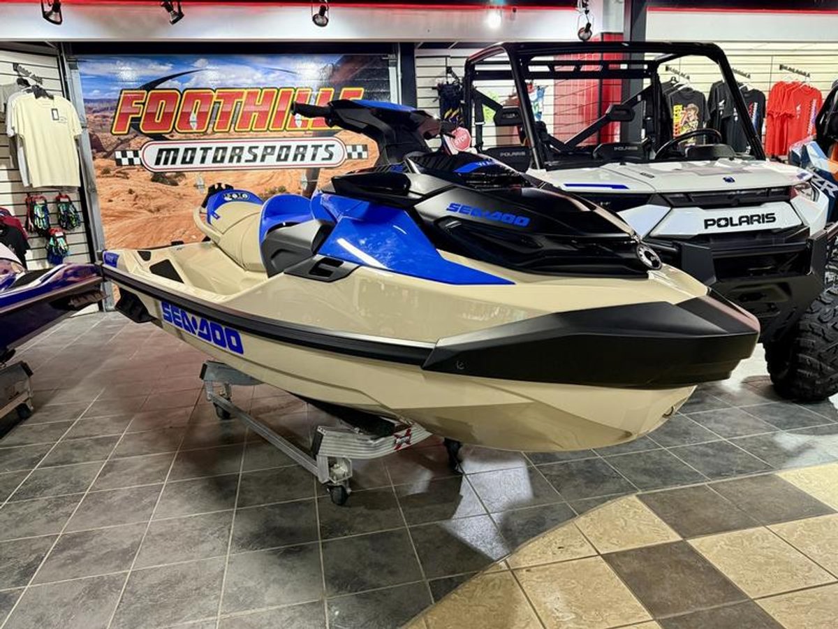 2025 Sea-Doo Wake Pro 230
