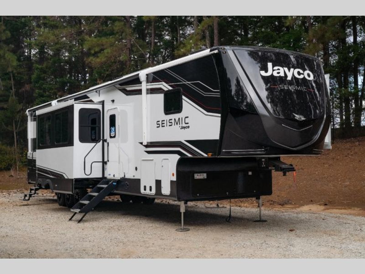2026 Jayco Seismic