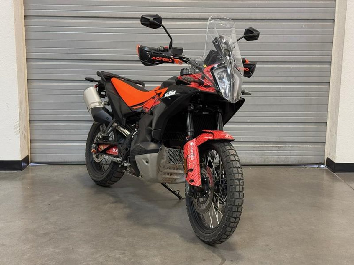 2024 KTM 790 Adventure