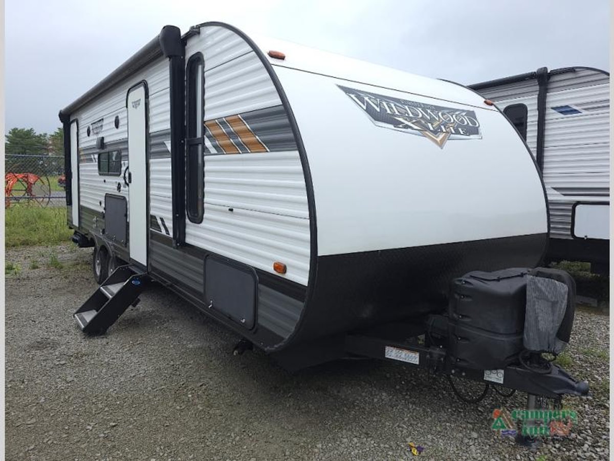 2022 Forest River RV Wildwood X-Lite