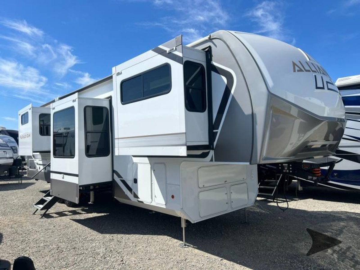 2026 Alliance RV Paradigm