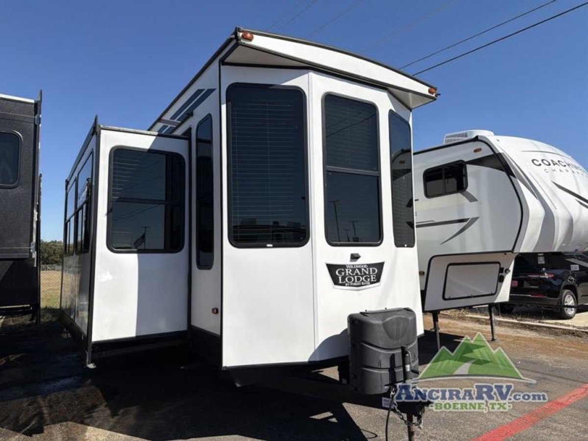 2022 Forest River RV Wildwood