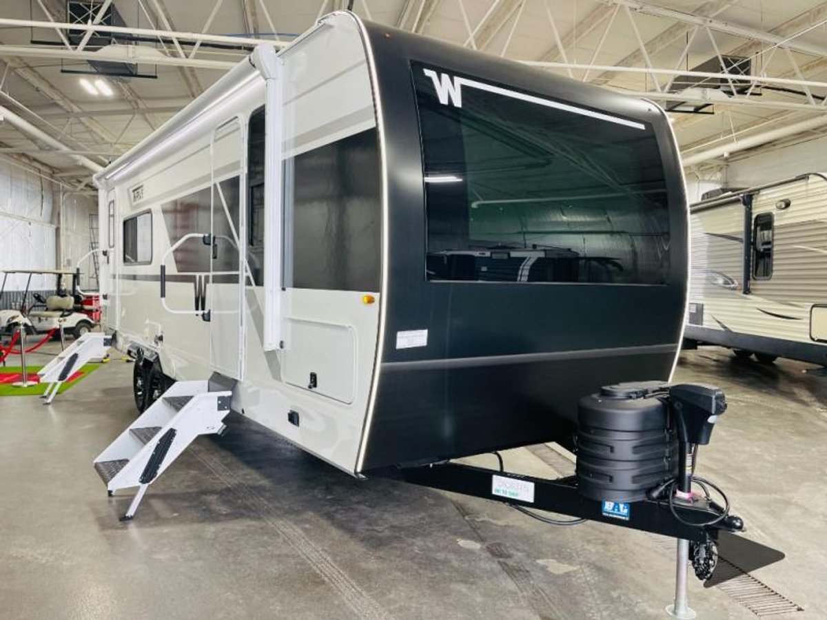 2026 Winnebago Thrive