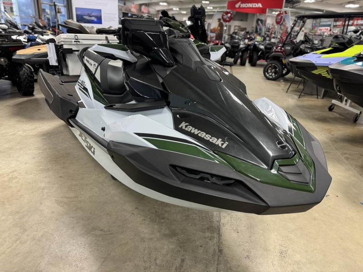 2025 Kawasaki Ultra 160LX-S Angler