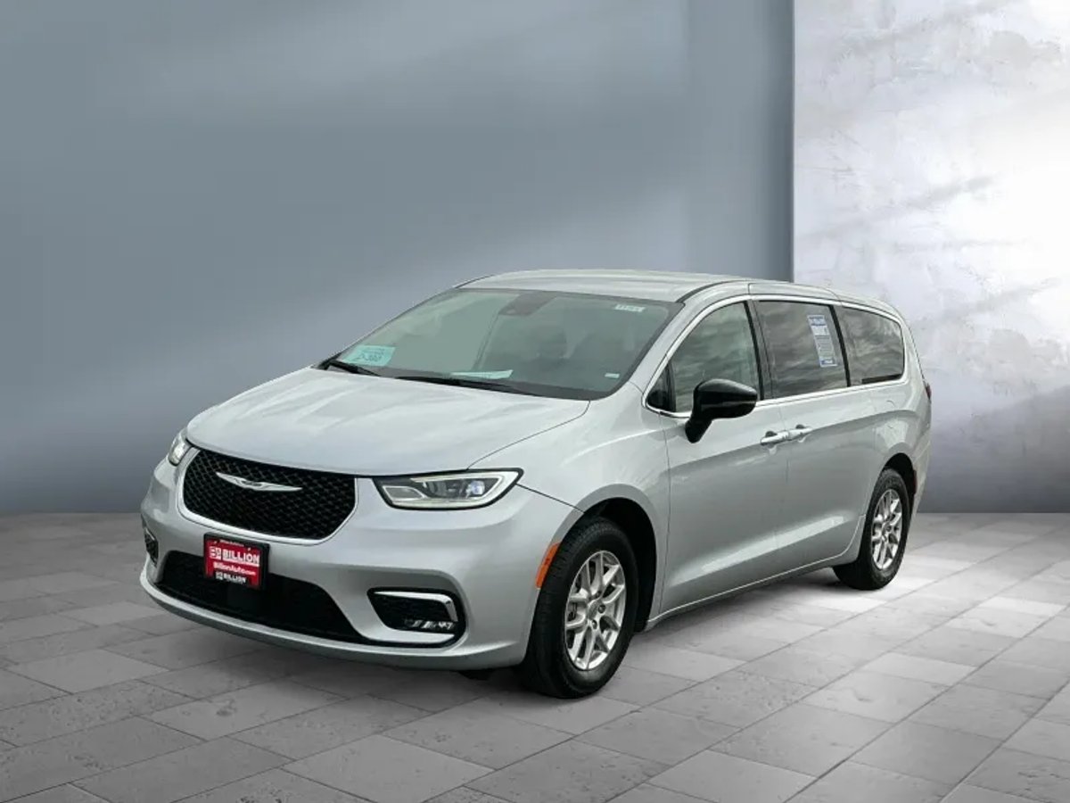 2024 Chrysler Pacifica