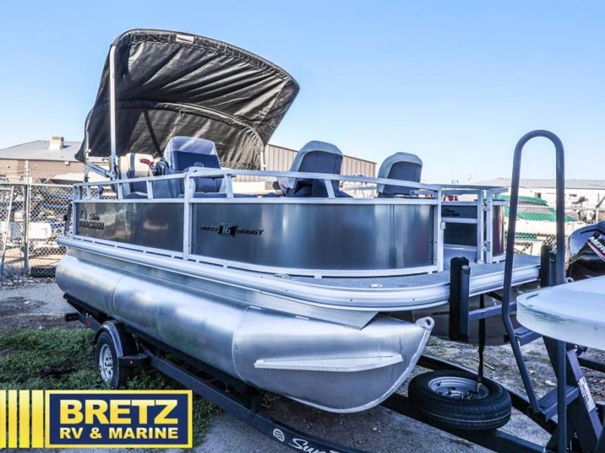 2026 Sun Tracker Bass Buggy